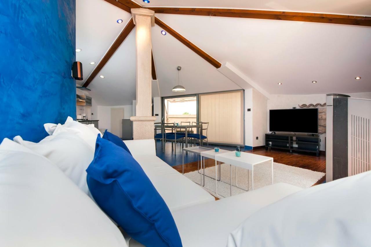 Apartment Canna 로비니 외부 사진